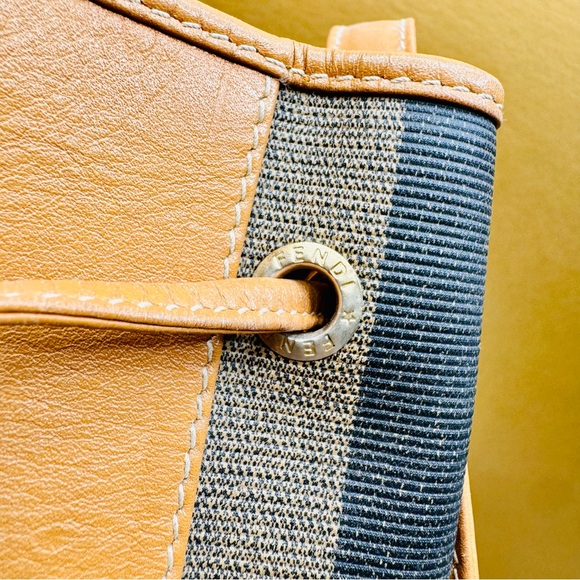 { Fendi } Vintage “Pequon” Brown & Black Crossbody Bucket Bag - Picture 10 of 15